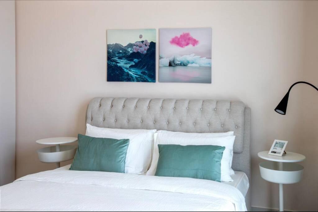A Luxury Aprt 2 Bedrooms Balcony With Wonderful View Mall Access Hi Speed Wifi Beach Access & Much More For Family Only Samaheej Εξωτερικό φωτογραφία