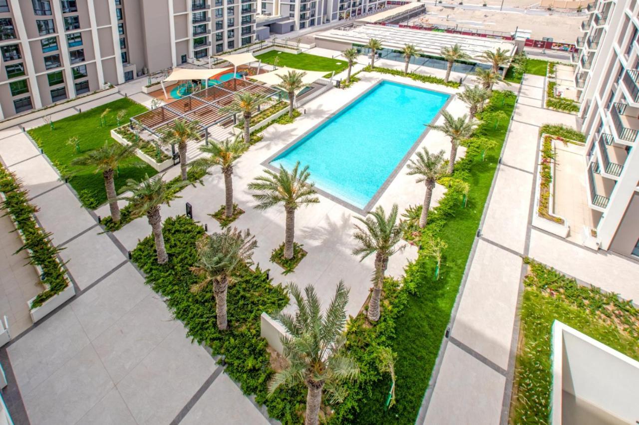 A Luxury Aprt 2 Bedrooms Balcony With Wonderful View Mall Access Hi Speed Wifi Beach Access & Much More For Family Only Samaheej Εξωτερικό φωτογραφία